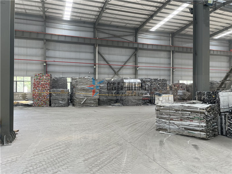 铝合金加工有几种规格？铝合金91看片APP网站入口加工都需要哪些设备？